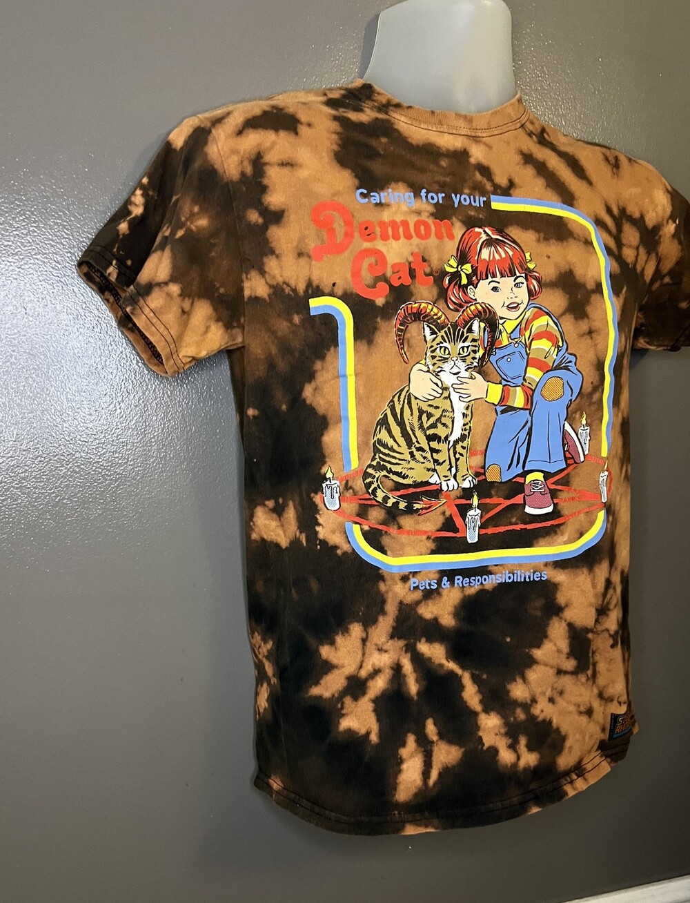 Steven Rhodes Shirt Mens Small Brown Bleach Tie Dye Demon Cat Graphic Tee Horror - Picture 3 of 6